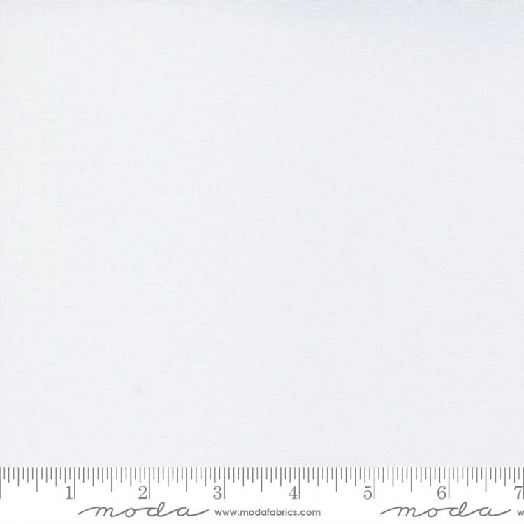 Bella Solids Super White 9900 436 Moda #1