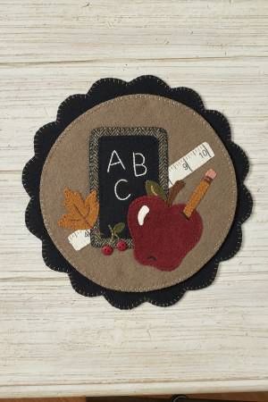 Center Circle Woolen Mats August # BMB1553