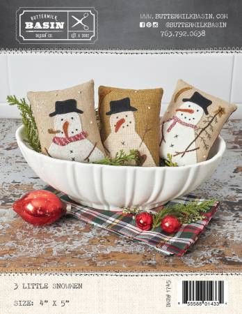 3 Little Snowmen # BMB1745, From Buttermilk Basin In Wool