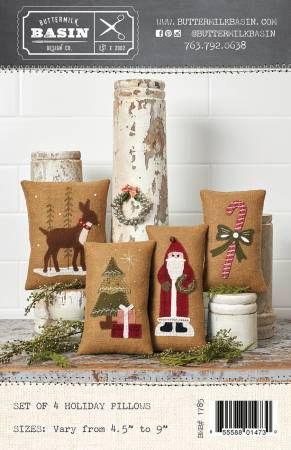 Set of 4 Medium Holiday Pillows # BMB1785
