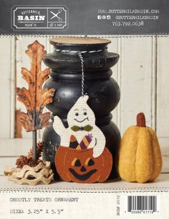 Ghostly Treats Ornament # BMB2012