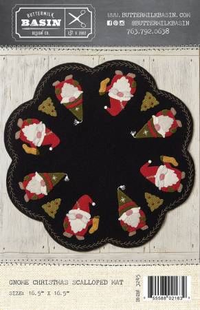 Gnome Christmas Scalloped Mat # BMB3245