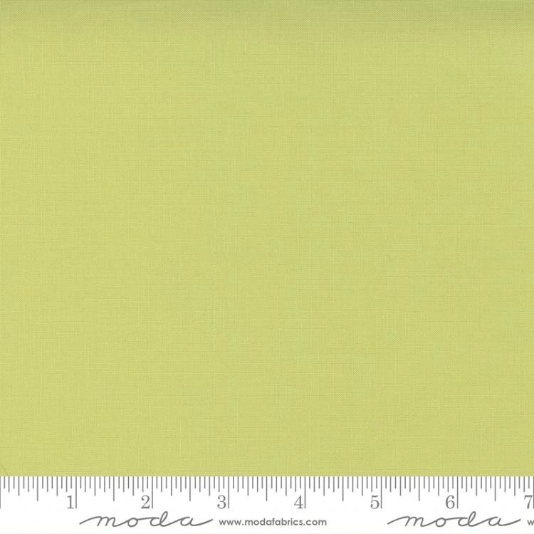 Bella Solids Light Lime 9900 100 Moda #1