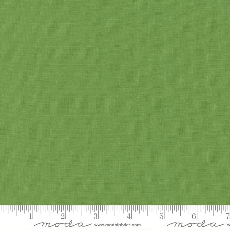 Bella Solids Fresh Grass 9900 228 Moda #1